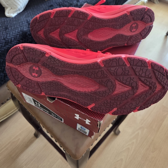 Under Armour Red Athletic Shoes - Picture 5 of 10
